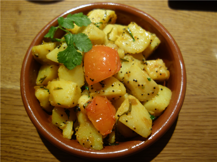 potato with curry leaf